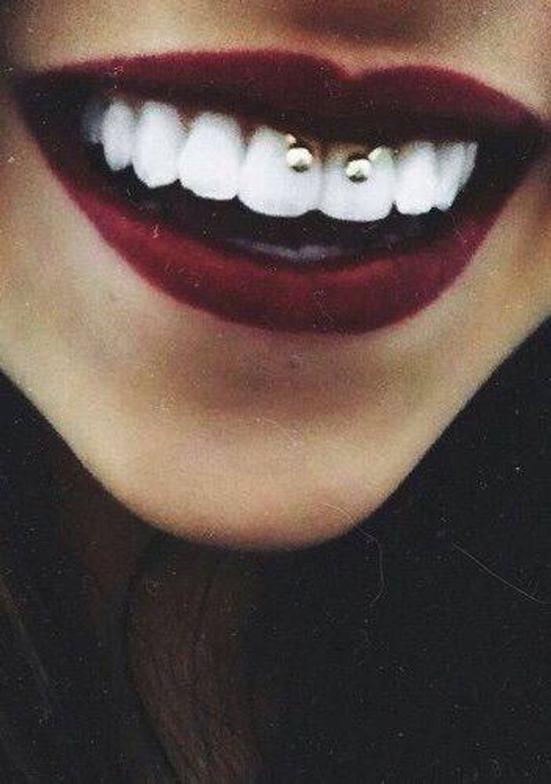 Moda Piercing no smile 😁(cuidado,pois esse piercing é arriscado)