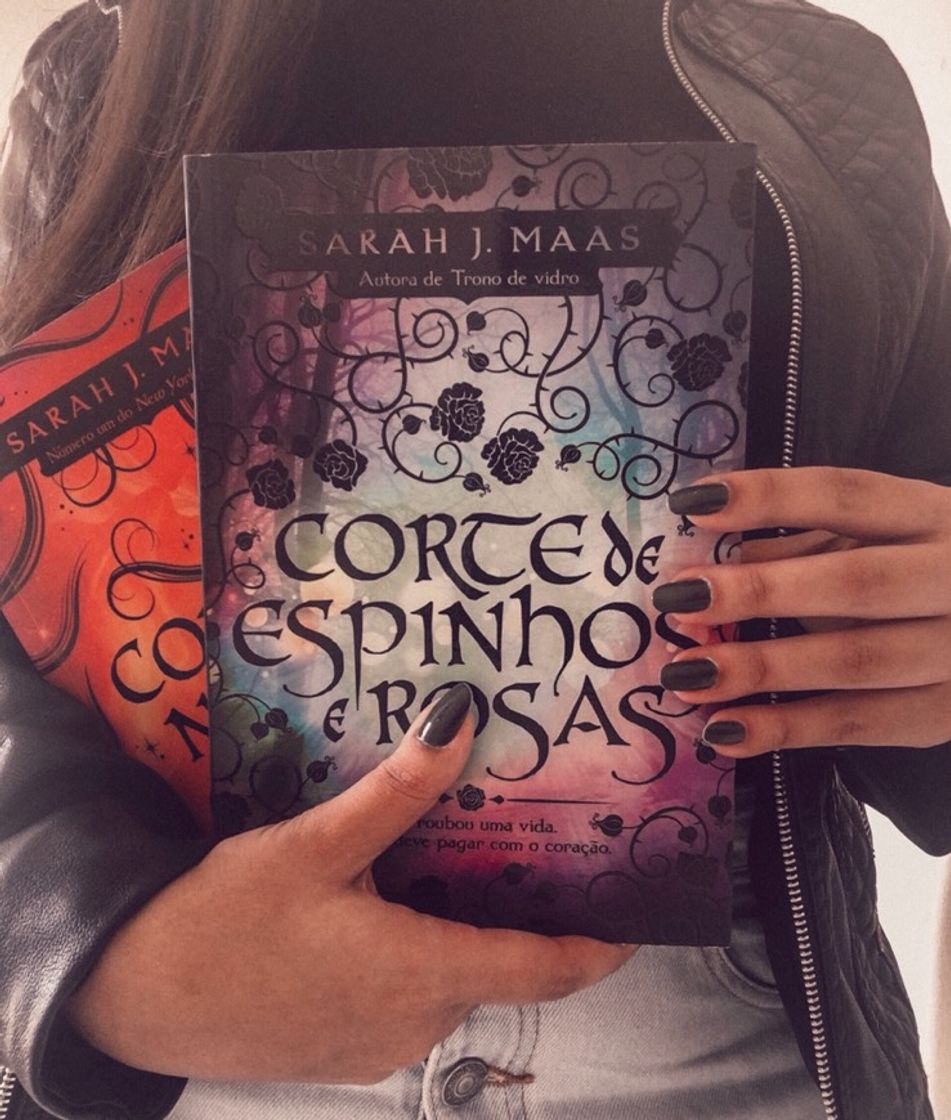 Book Corte de Espinhos e Rosas (Vol. 1) - Sarah J. Maas