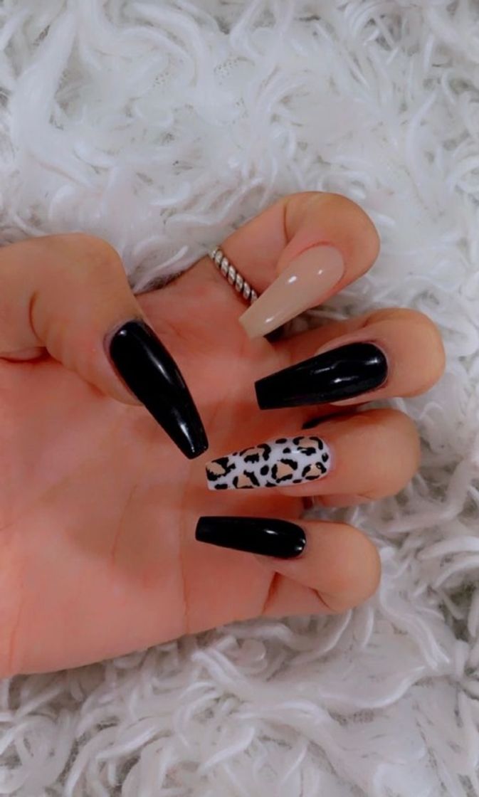 Fashion nails