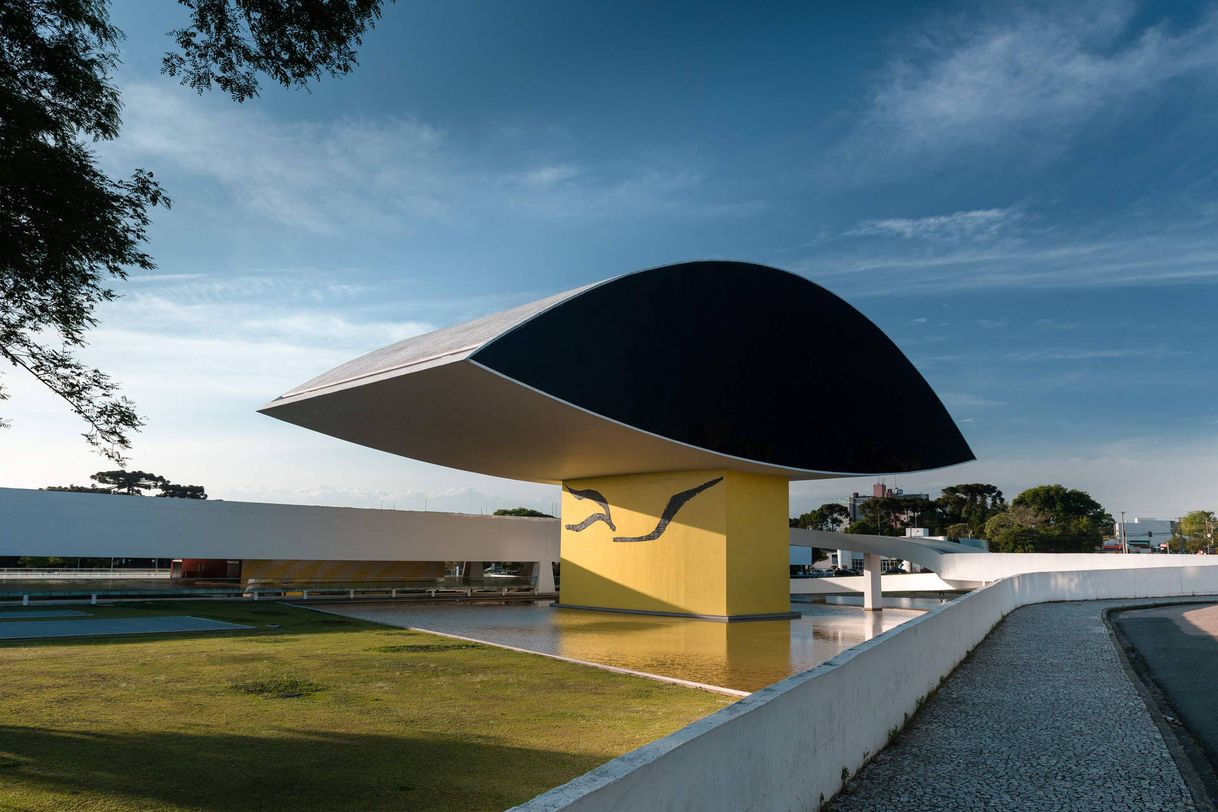 Place Museu Oscar Niemeyer