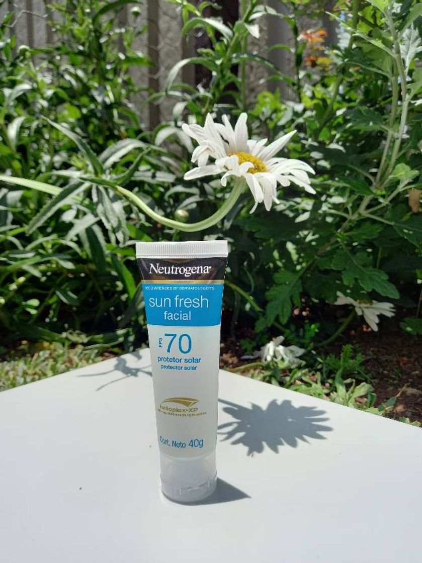 Moda Protetor Solar Facial Neutrogena Sun Fresh FPS 70 com 40g