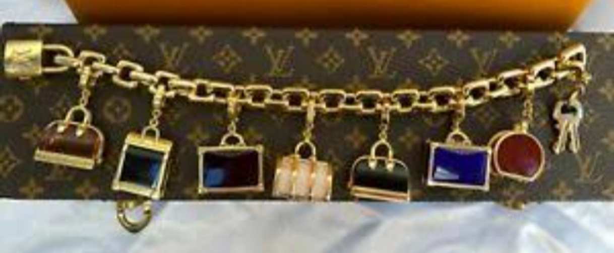 Social Louis Vuitton charms