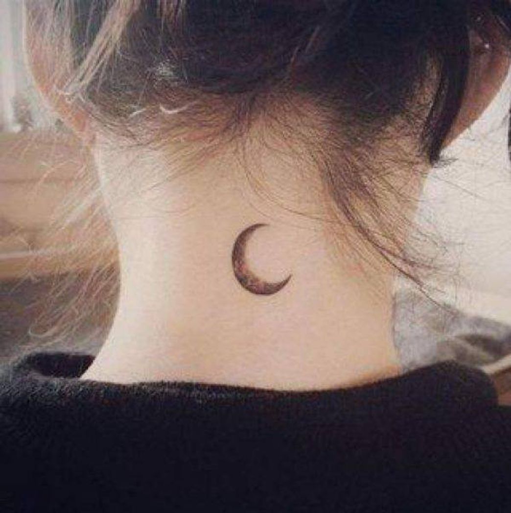 sou apaixonada por tatuagens de lua 🌙