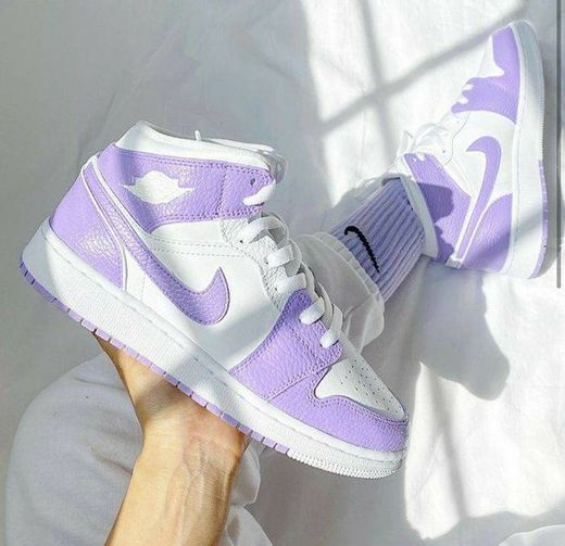 Nike Air Jordan lilás 