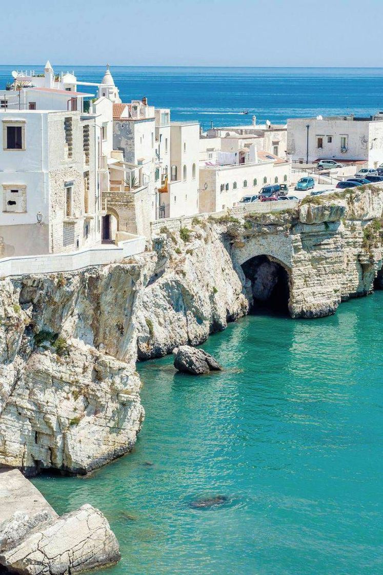 Fashion Puglia travel guide 