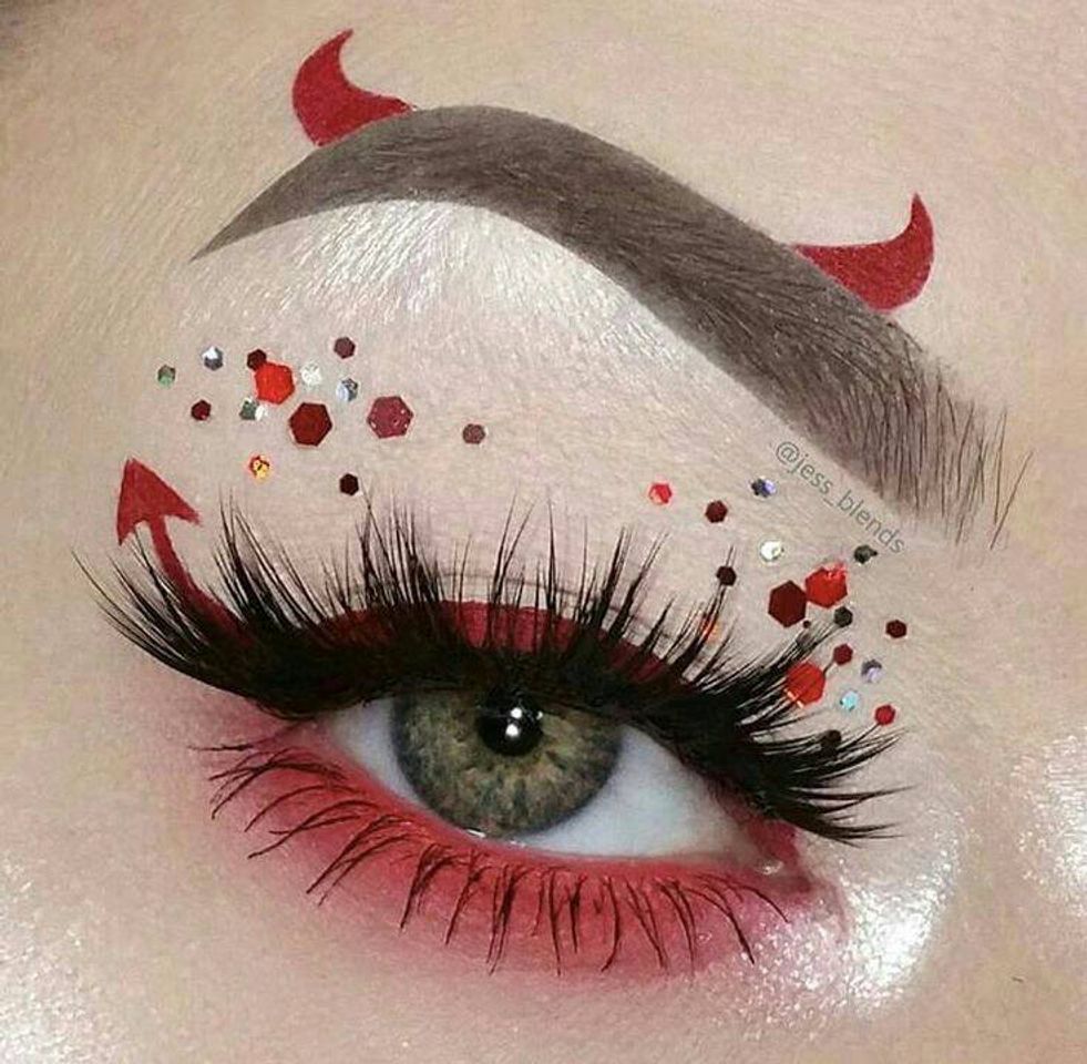 Moda Makeup