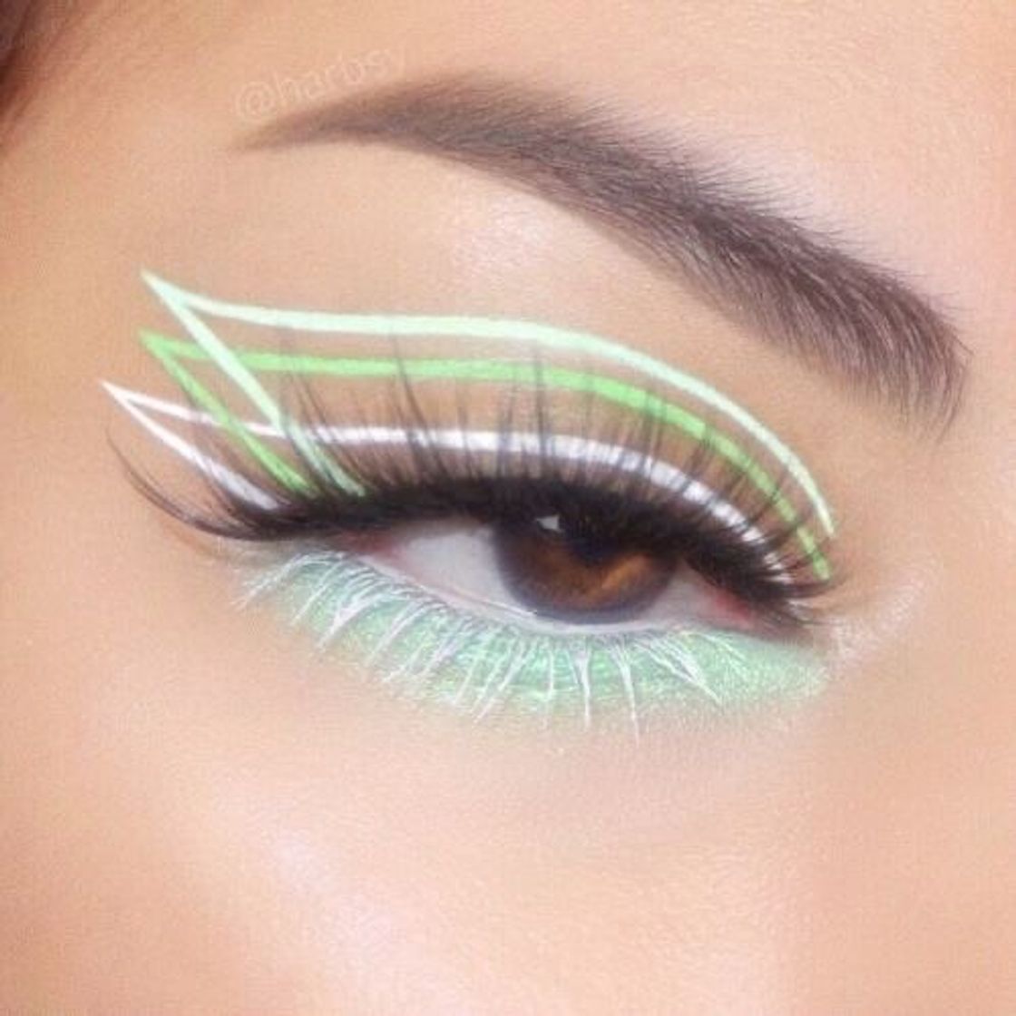 Fashion GREEN OUTLINE