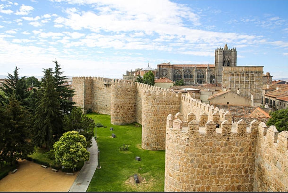 Place Ávila