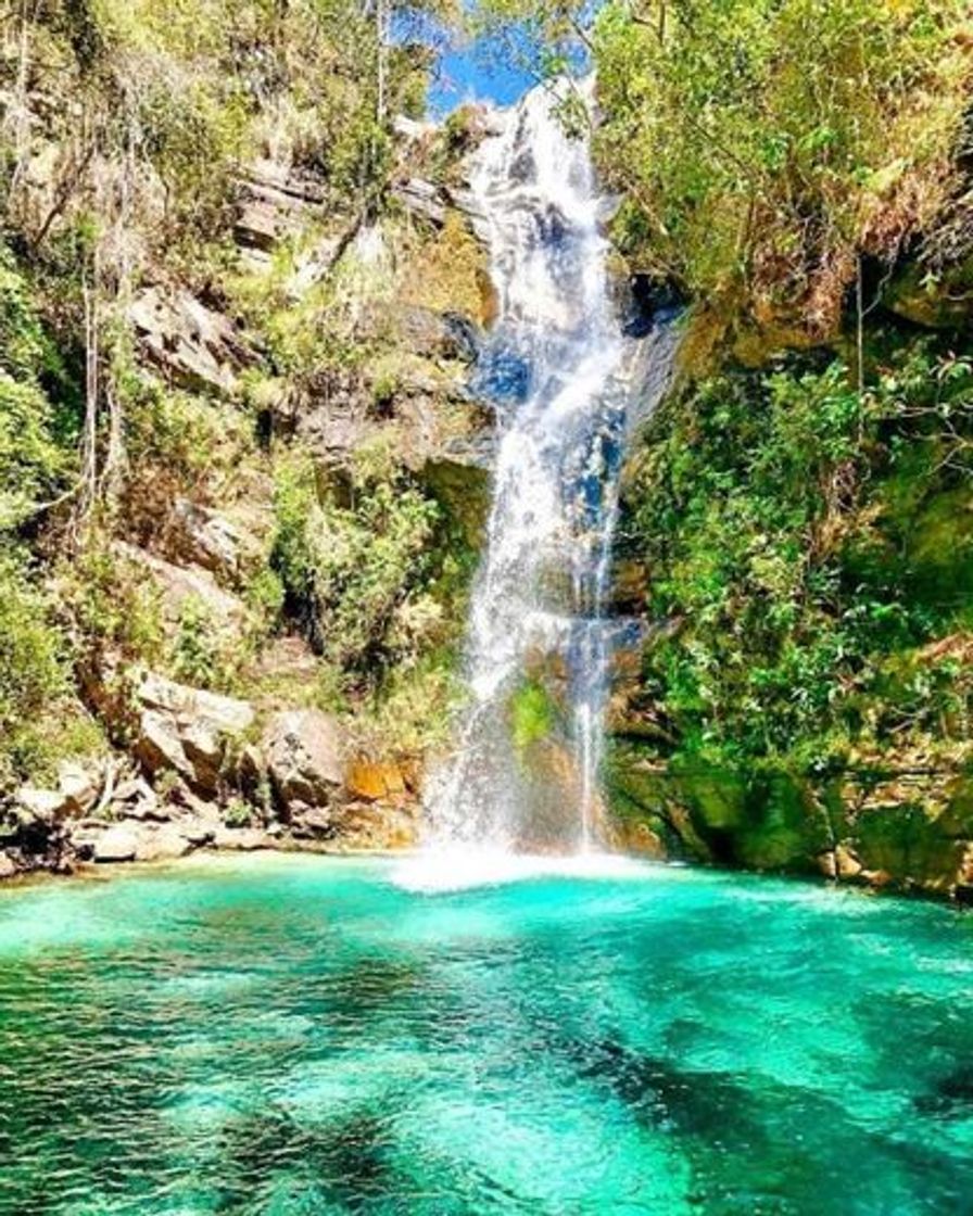 Lugar Cachoeira