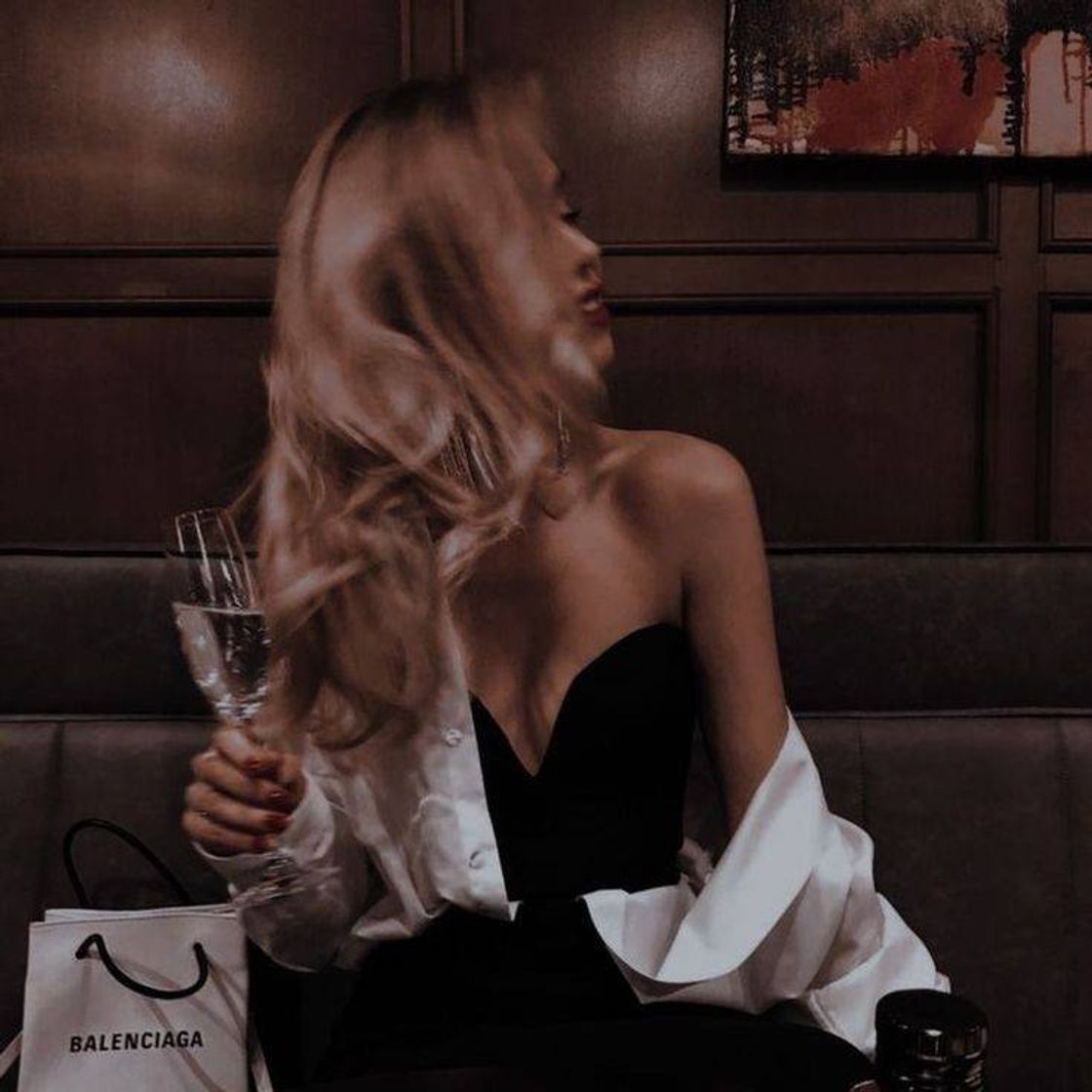 Social Woman