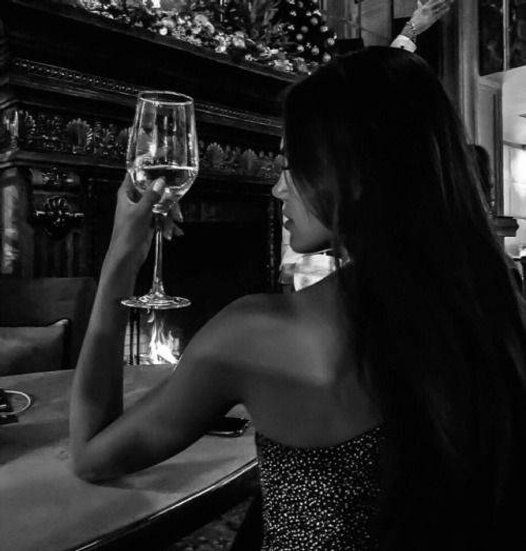 Social Woman