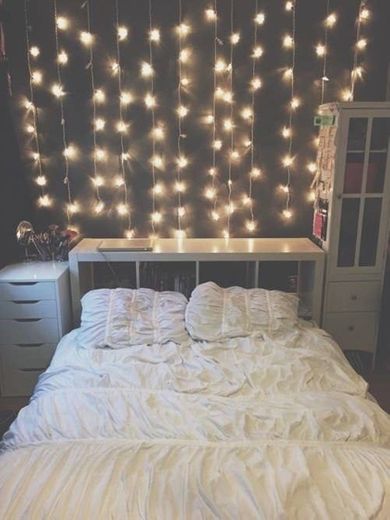 16 Geniales ideas para decorar tu habitación con pequeñas lucecitas