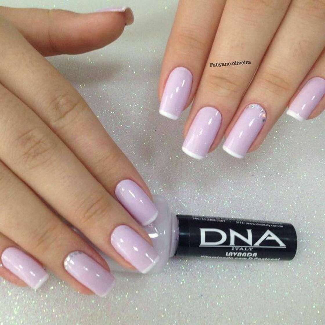 Moda Unhas rosa.