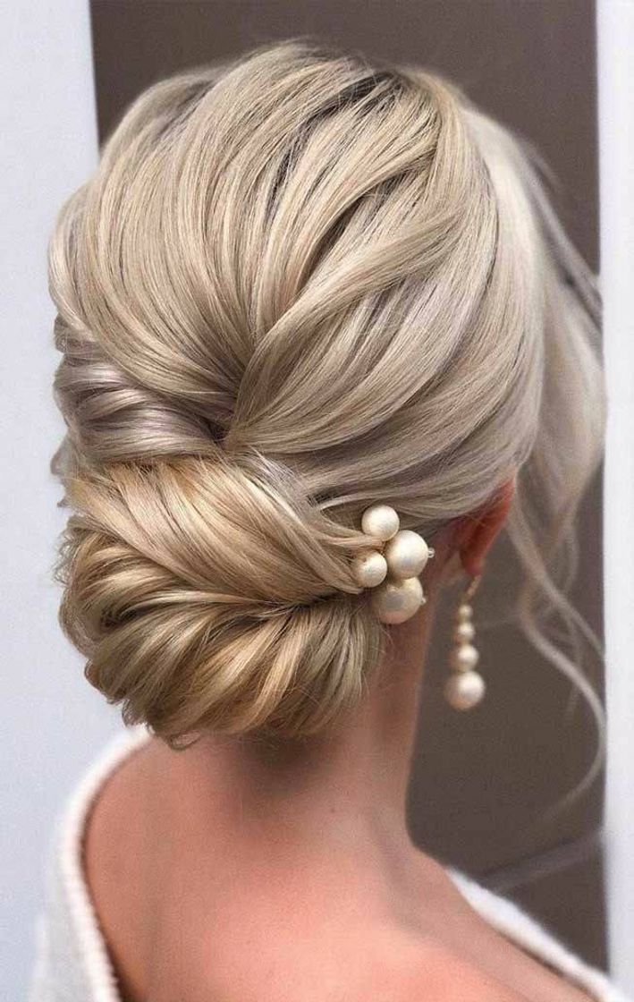 Fashion Penteado com adereço.