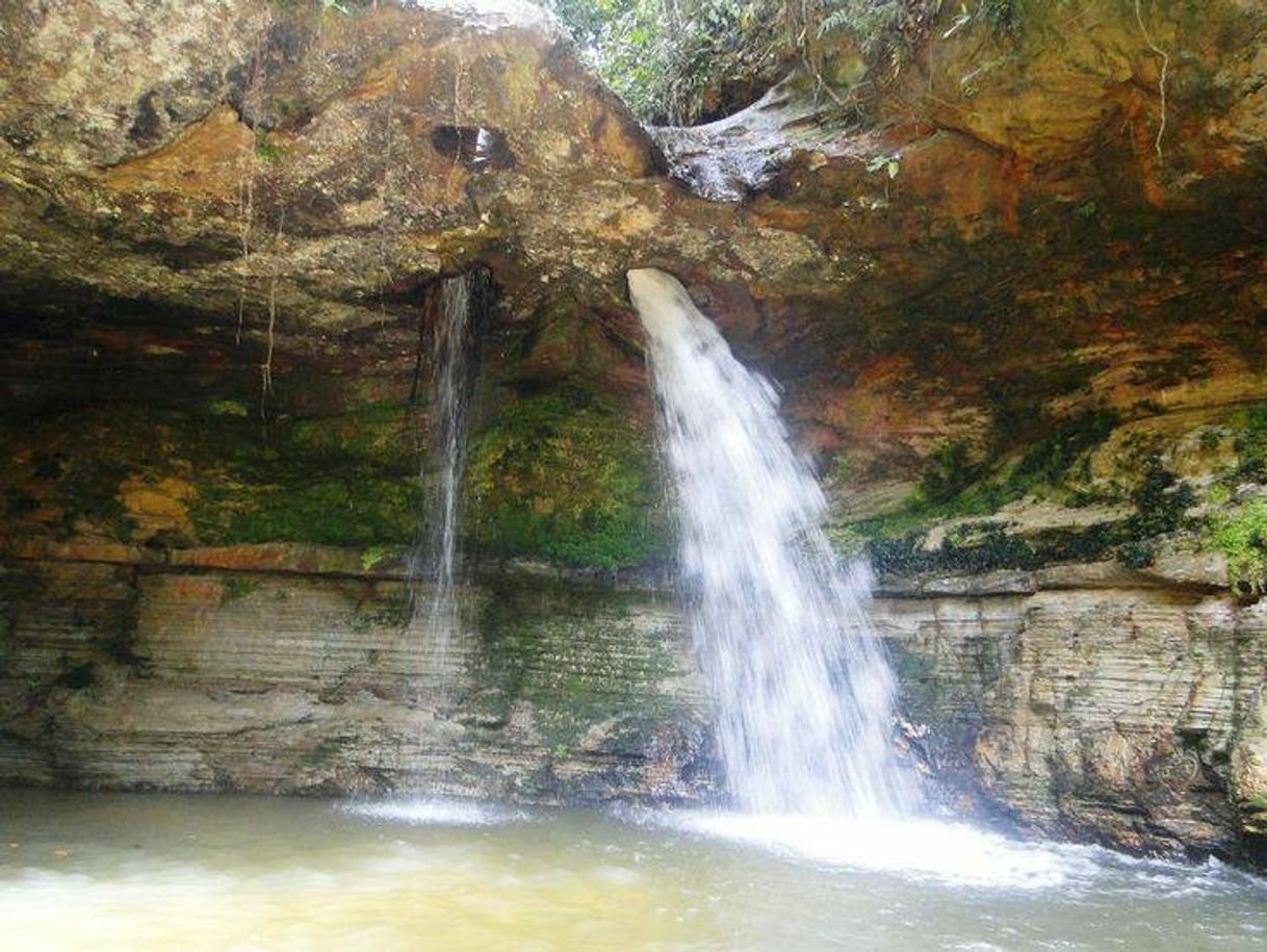 Lugar Cachoeira da Pedra Furada