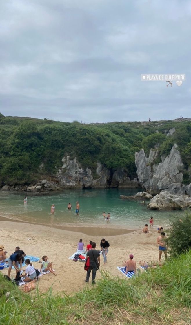 Lugar Playa de Gulpiyuri