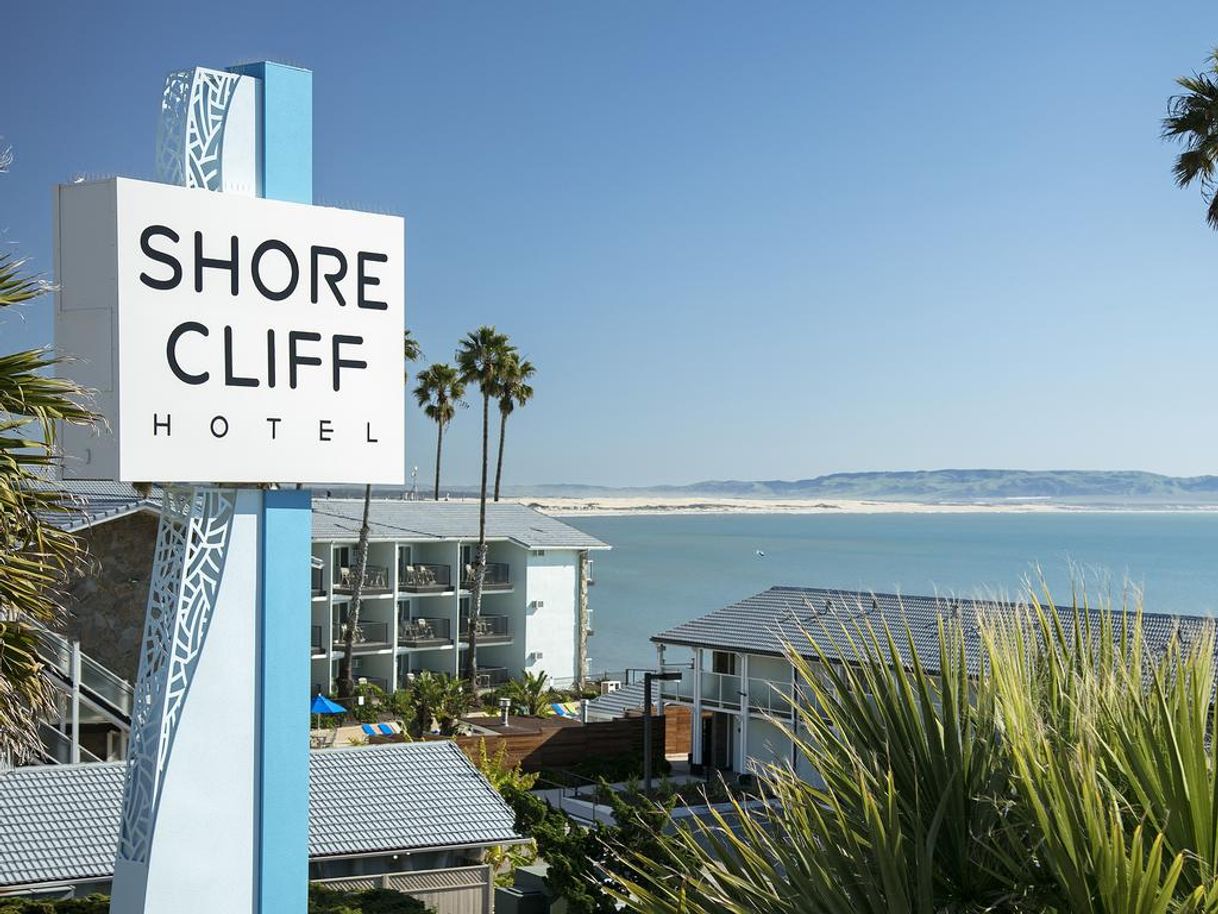 Lugar Shore Cliff Hotel