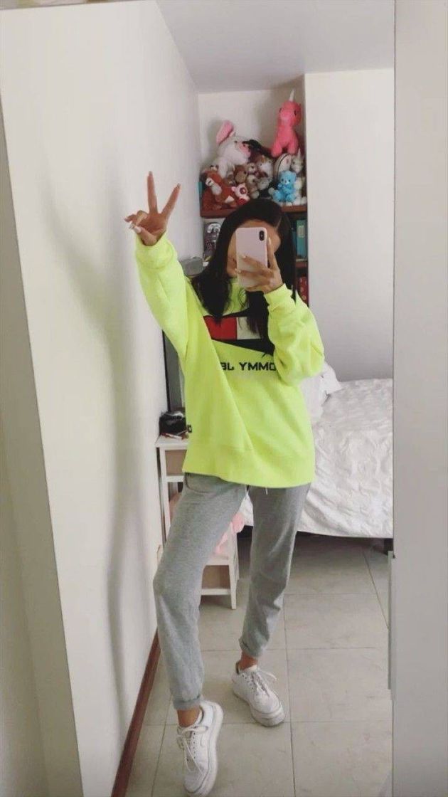 Social Foto no espelho itgirl 🤳🌟