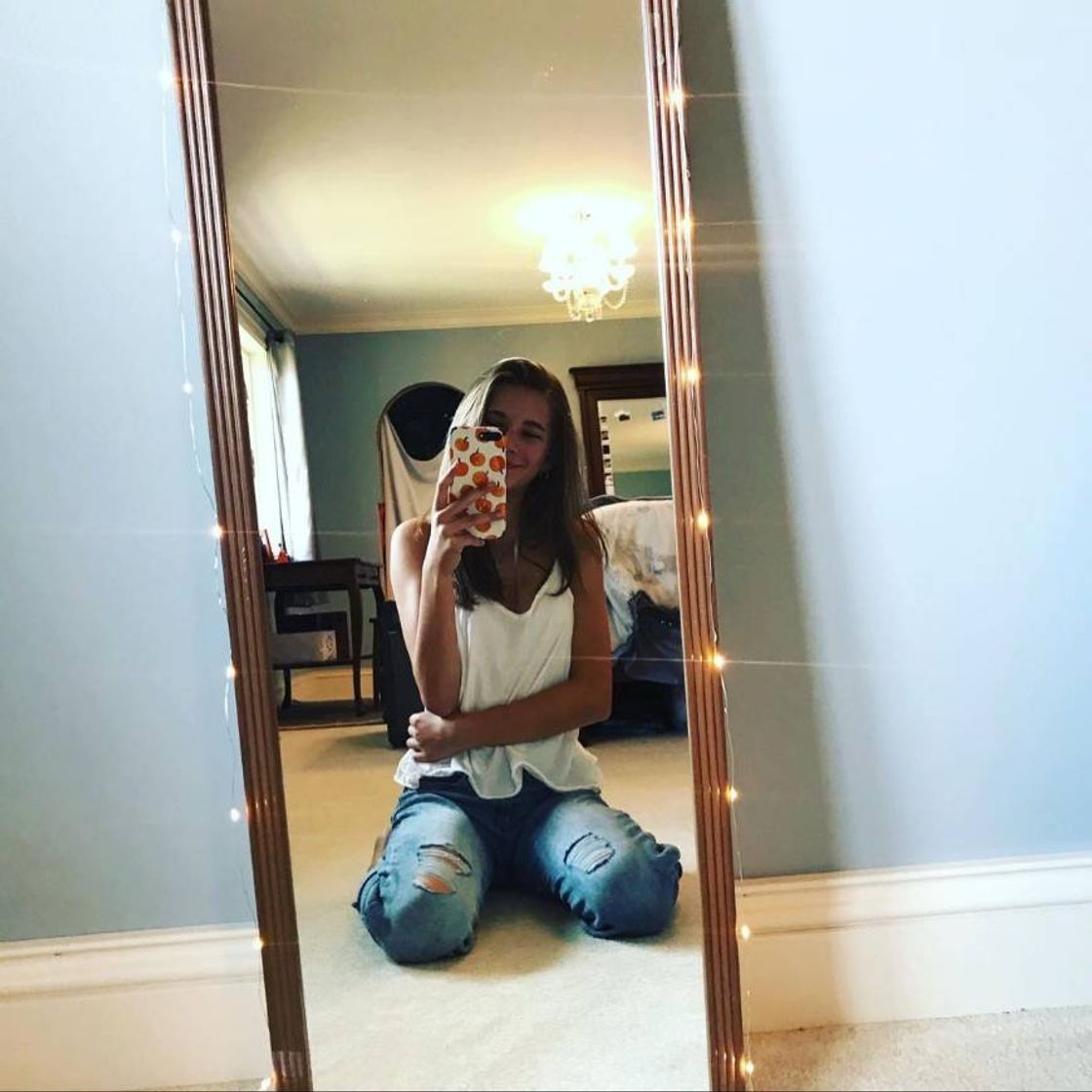 Social Foto no espelho itgirl 🤳🌟
