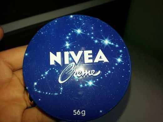 Nivea lata azul