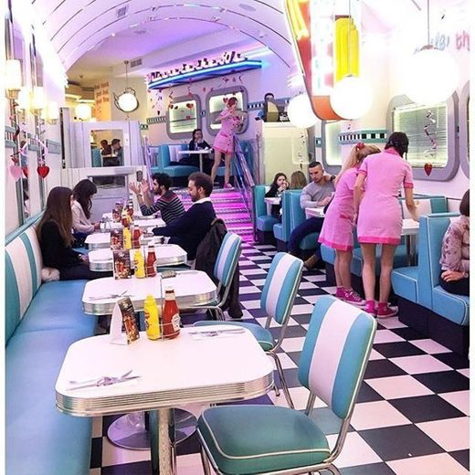 Tommy Mel's