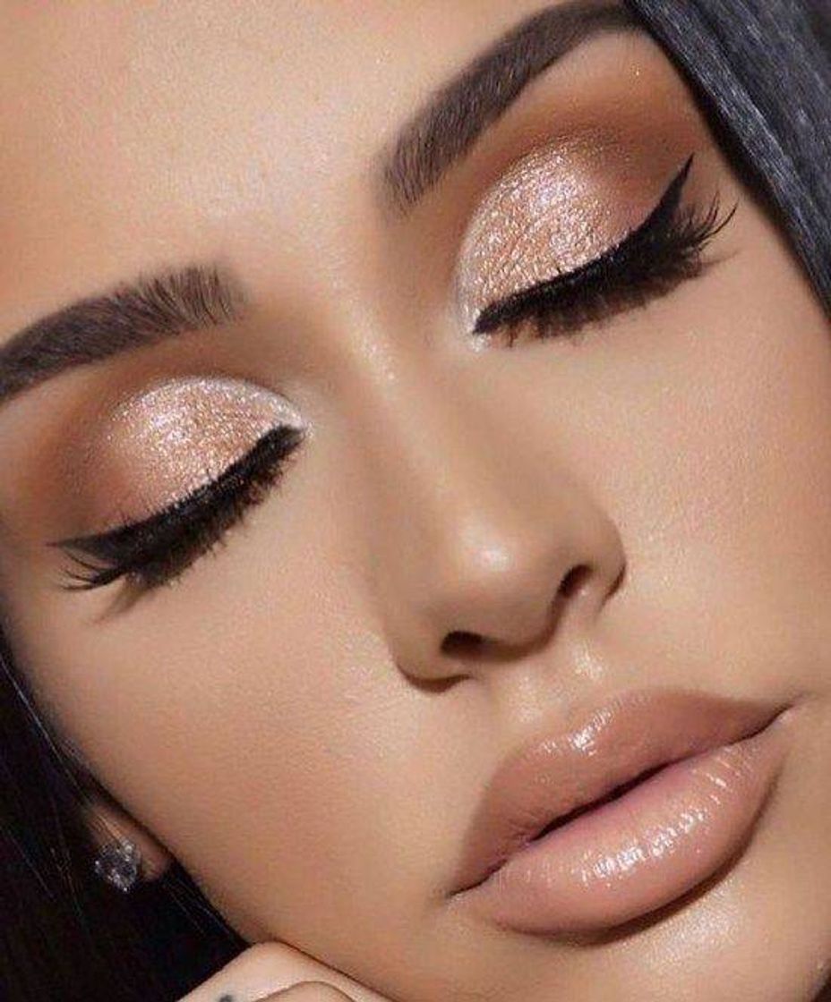Makes 💄