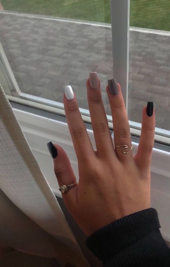 Fashion nails