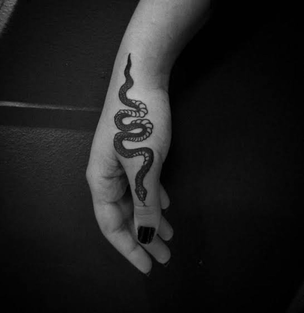 Fashion Tatuagem de cobra e os seus 10 significados