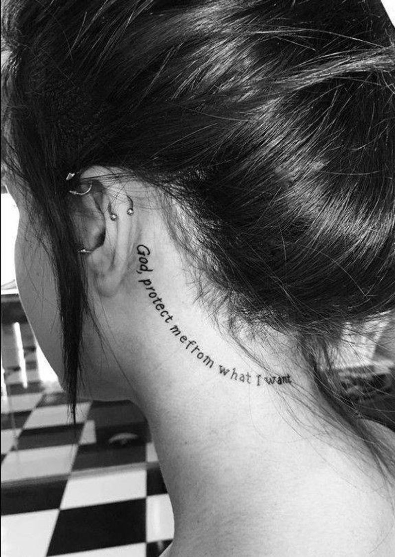 Moda Tatoo frase 