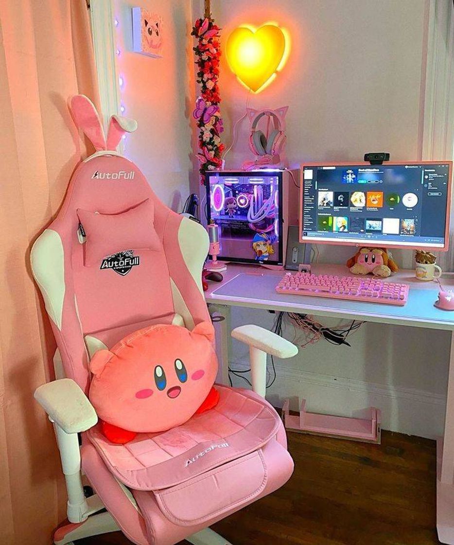 Fashion Kawaii Gamer Room