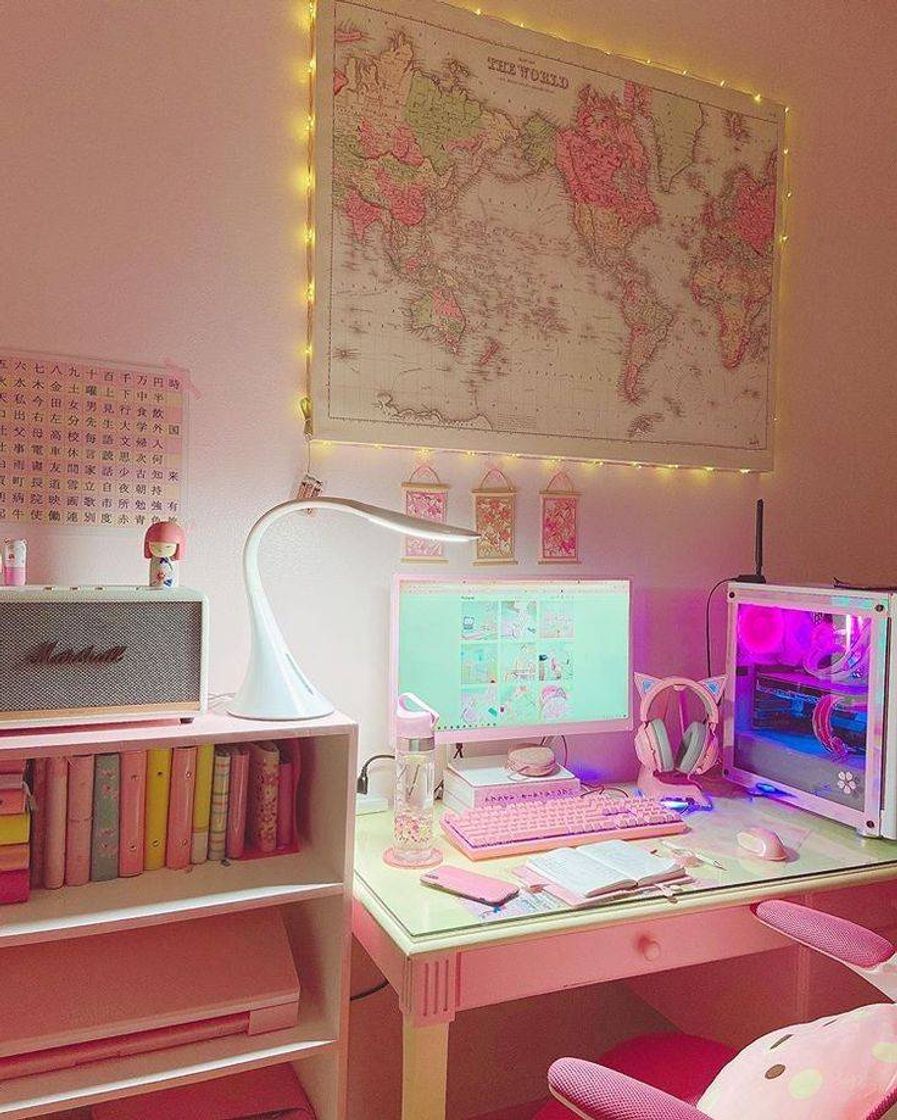 Fashion Kawaii Gamer Room