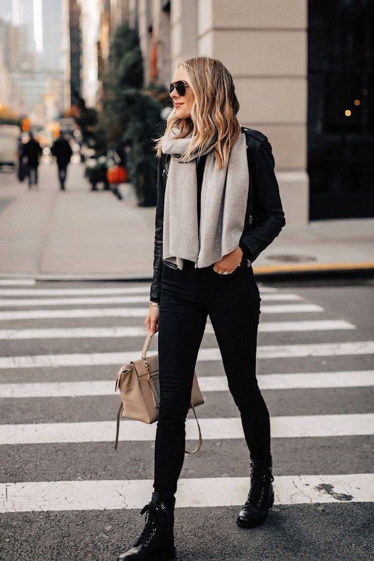 Social Outfit