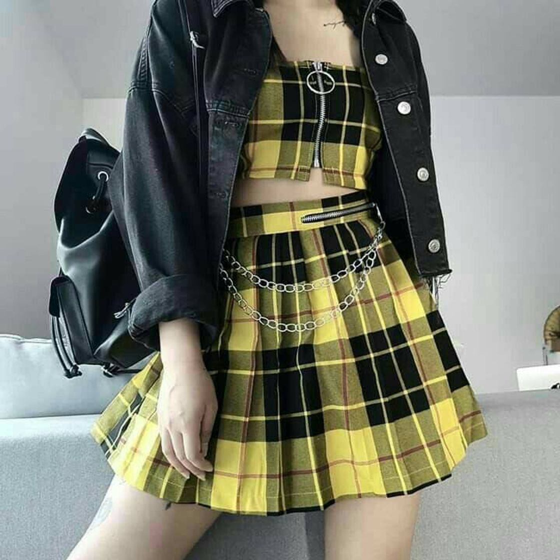 Fashion look colegial 💛