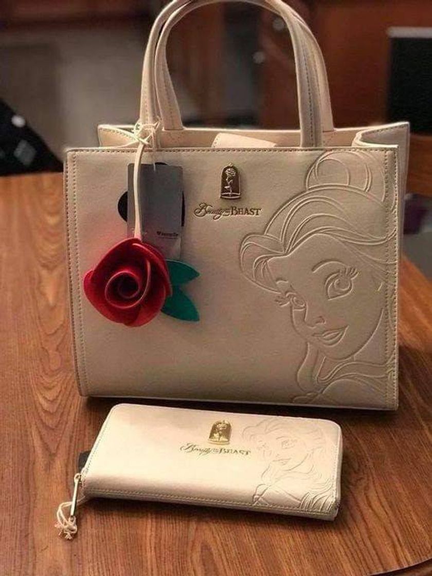 Moda Olha que incrível essa bolsa e essa carteira da Bella...❤