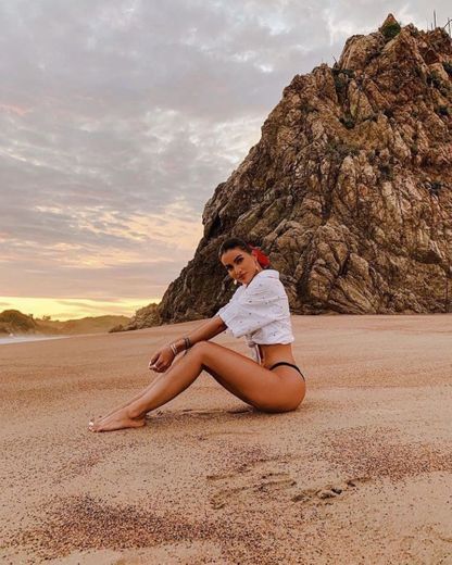 Poses para foto em praia