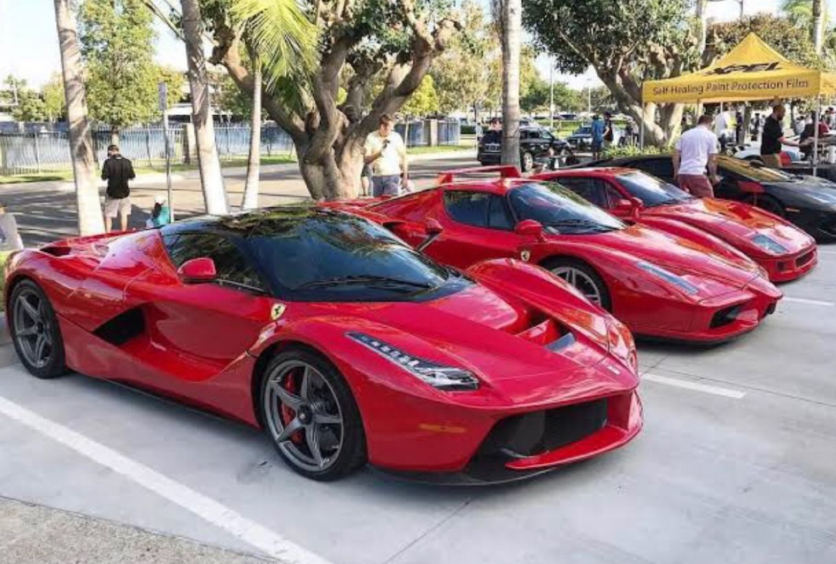 Moda Ferrari