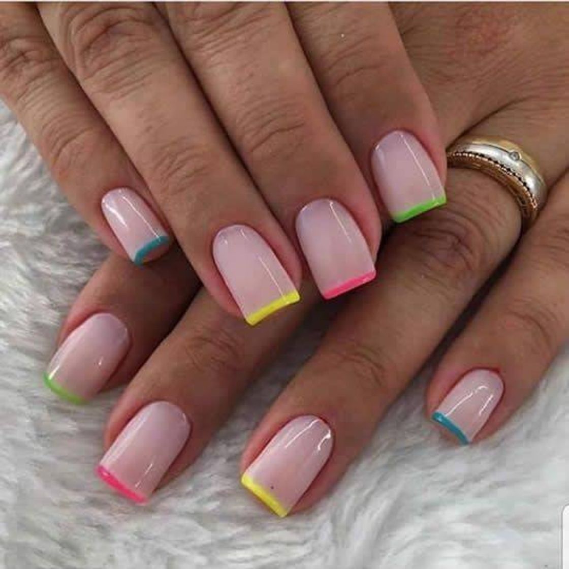 Fashion Unhas com francesinha