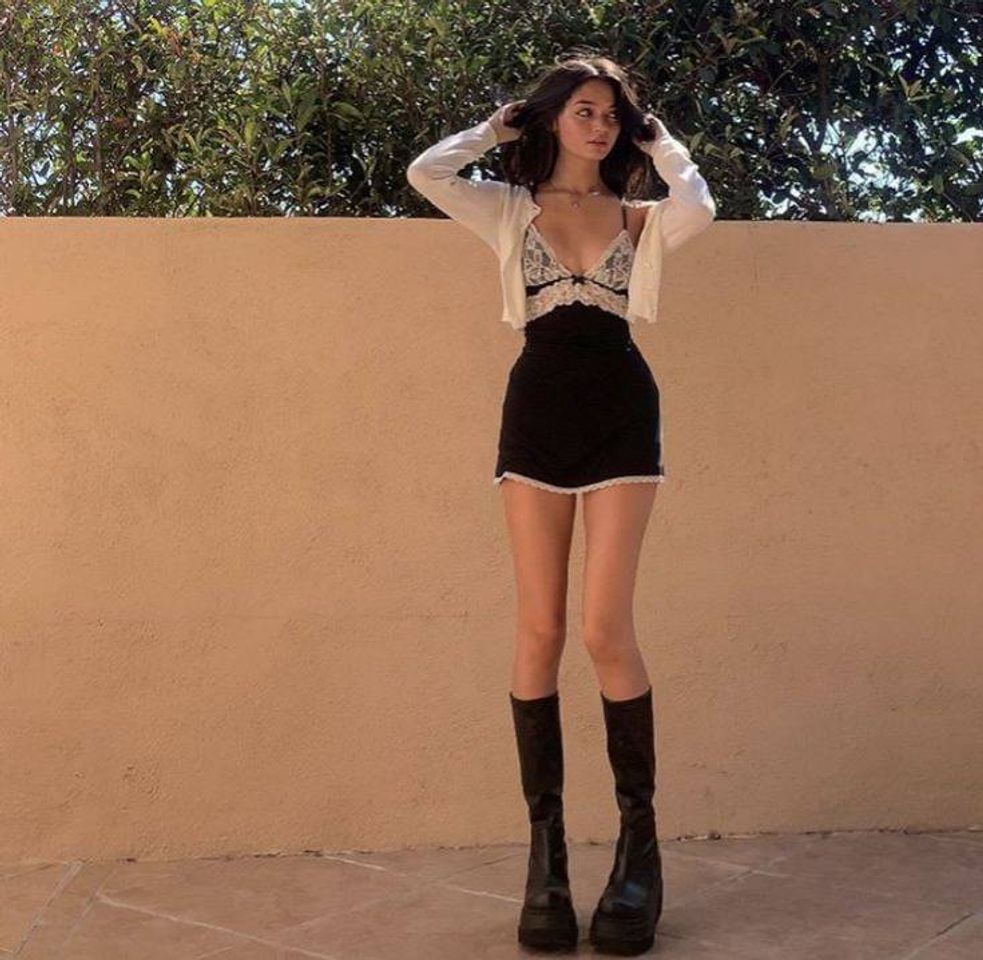 Social Aesthetic outfit 