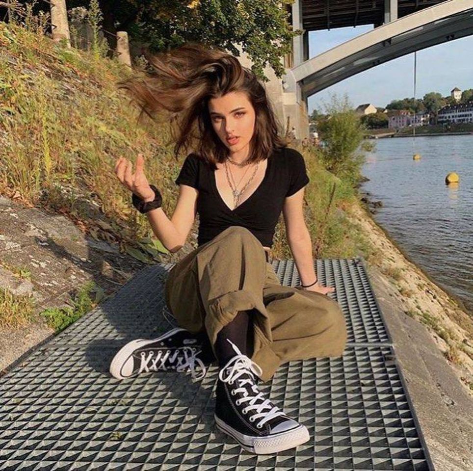 Social Aesthetic outfit 