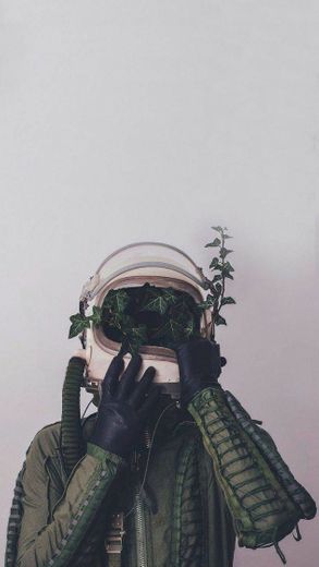 Astronaut 🍃