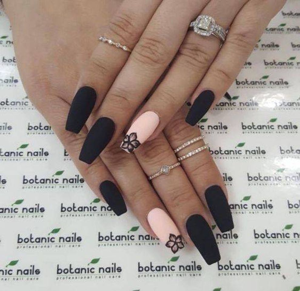 Social Nails nails 😍😍😍💅