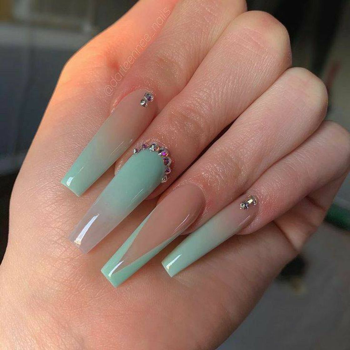 Social Nails