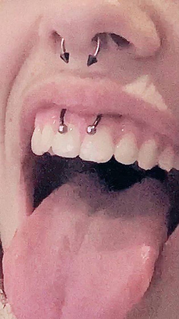 Moda piercing smile