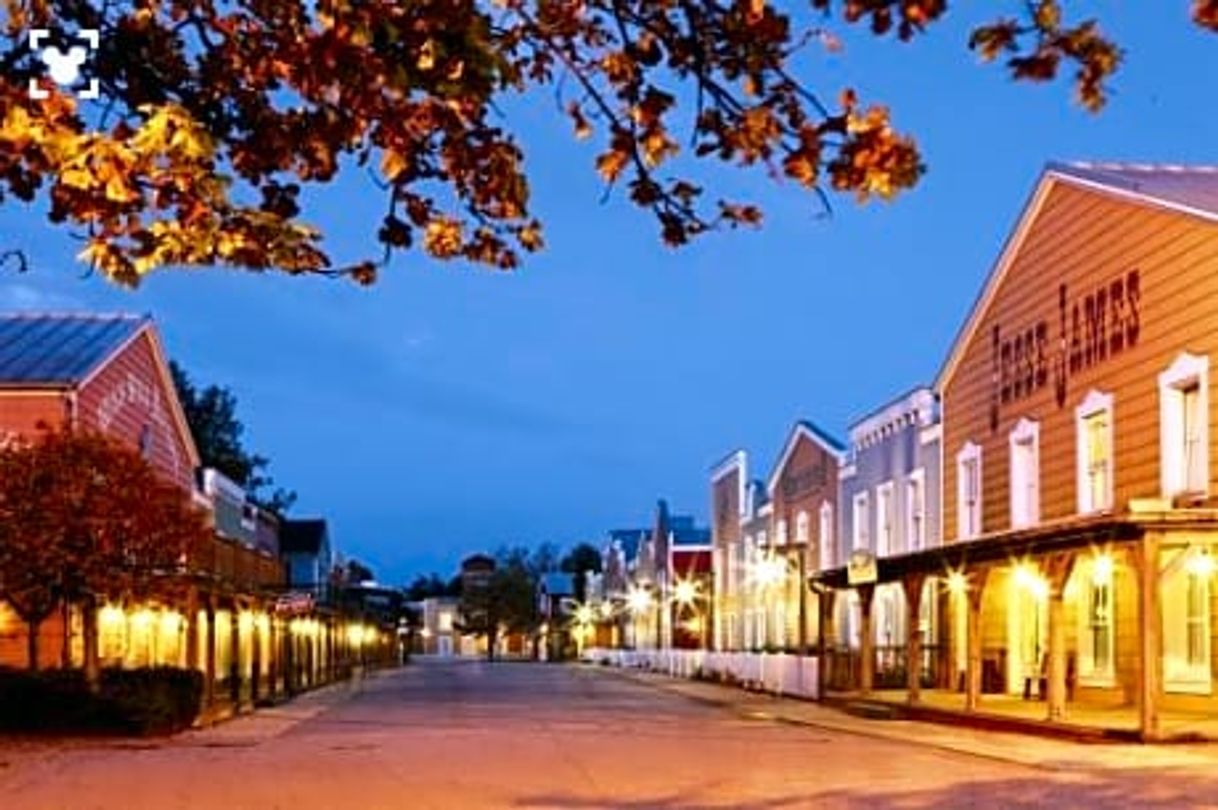 Lugar Disney's Hotel Cheyenne