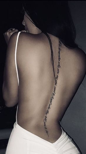 Tatto nas costas 