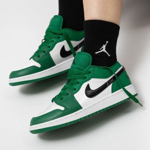 Nike Jordan 1 Low pine green🐍
