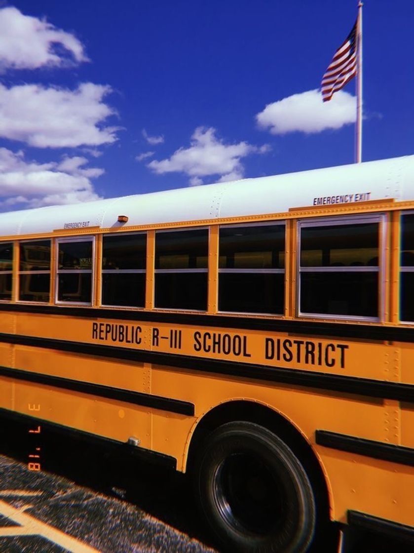 Moda Ônibus amarelo Americano 🇺🇸 