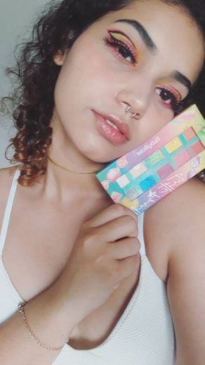 Paleta Tutti-Frutti Ruby Rose 