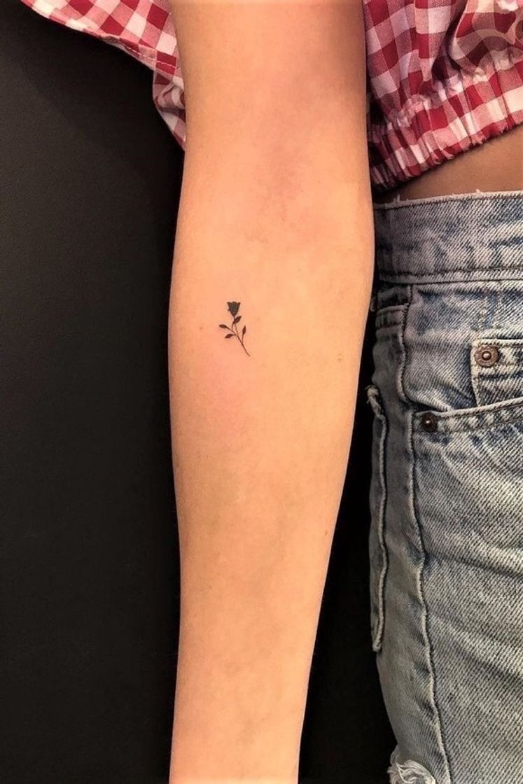 Fashion minimalistic tattoo 