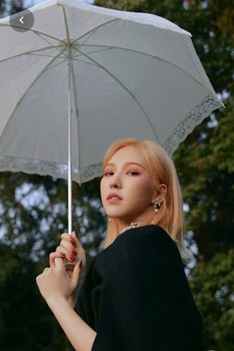 Moda Wendy 🖤 ( Red Velvet )